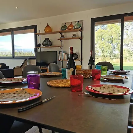 Nyaraló Eucalyptus Thuir